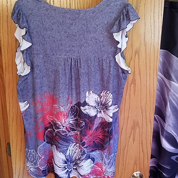 Tunic - Picture 2 of 3